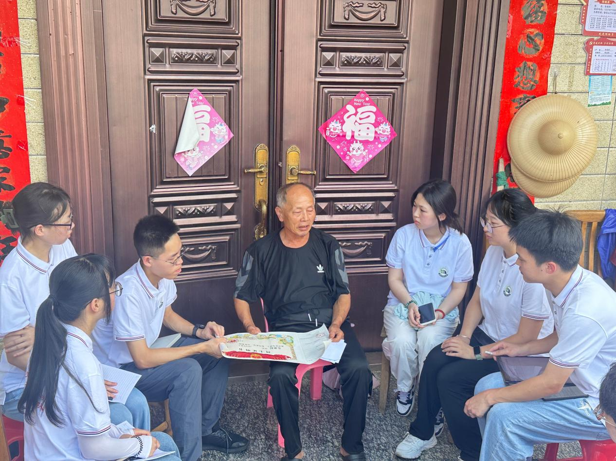 香港最新最准资料库暑期社会实践团赴瑞金寻访红军后代_fororder_图片17 香港最新最准资料库暑期社会实践团赴瑞金寻访红军后代_fororder_图片17